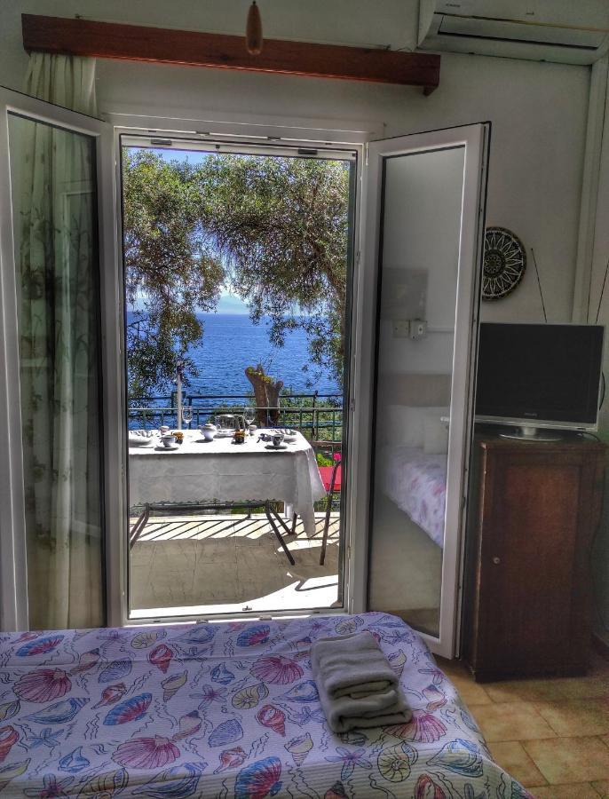 Villa Fourtuna Apartment Agios Ioannis Peristerion Dış mekan fotoğraf
