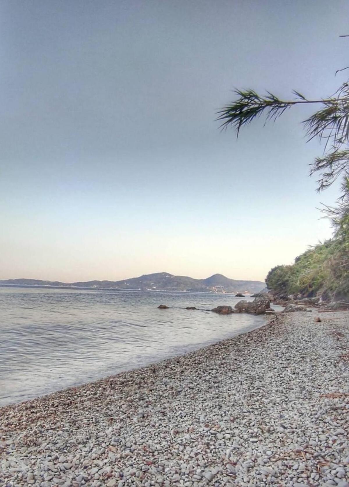 Villa Fourtuna Apartment Agios Ioannis Peristerion Dış mekan fotoğraf