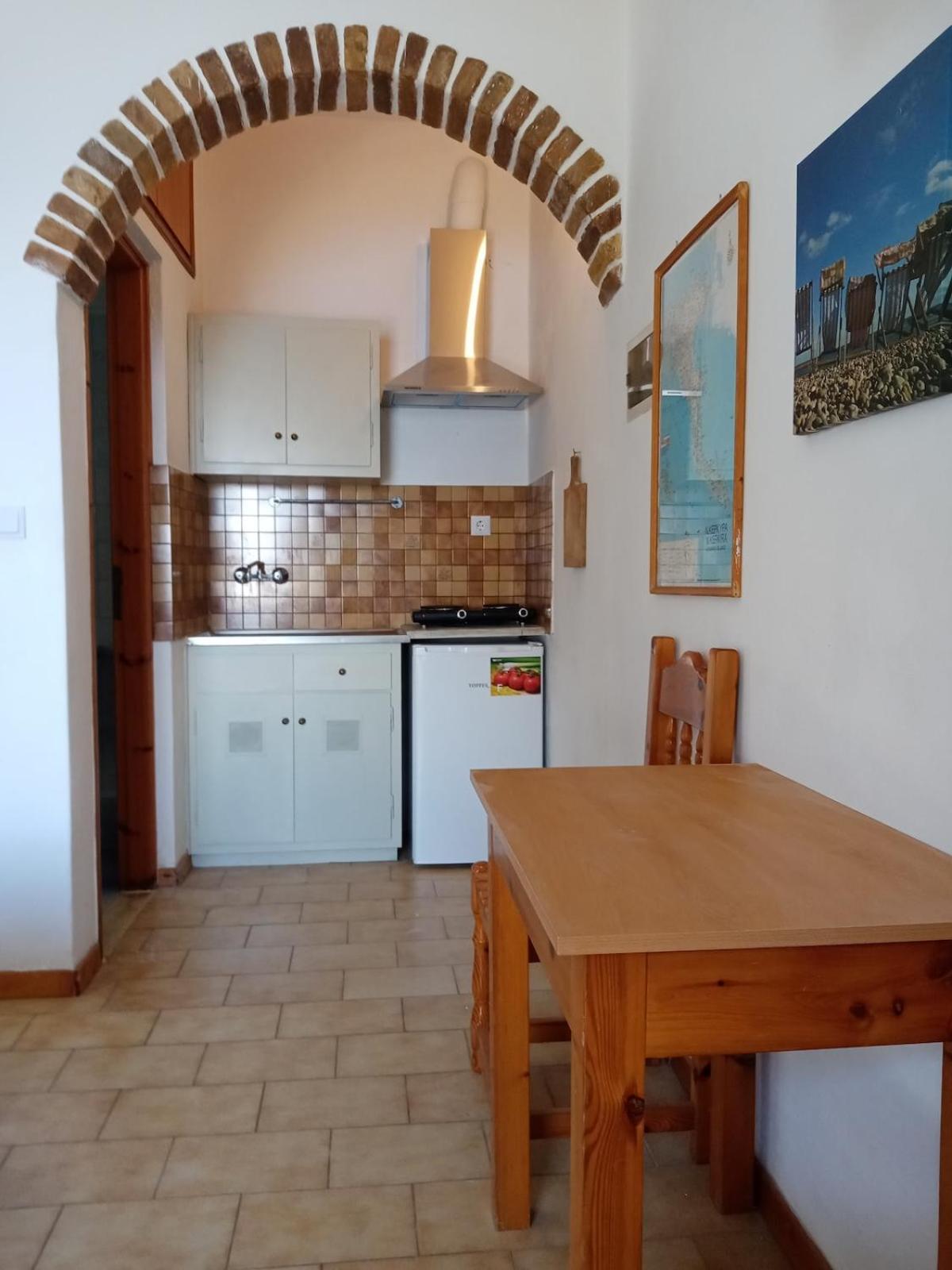 Villa Fourtuna Apartment Agios Ioannis Peristerion Dış mekan fotoğraf