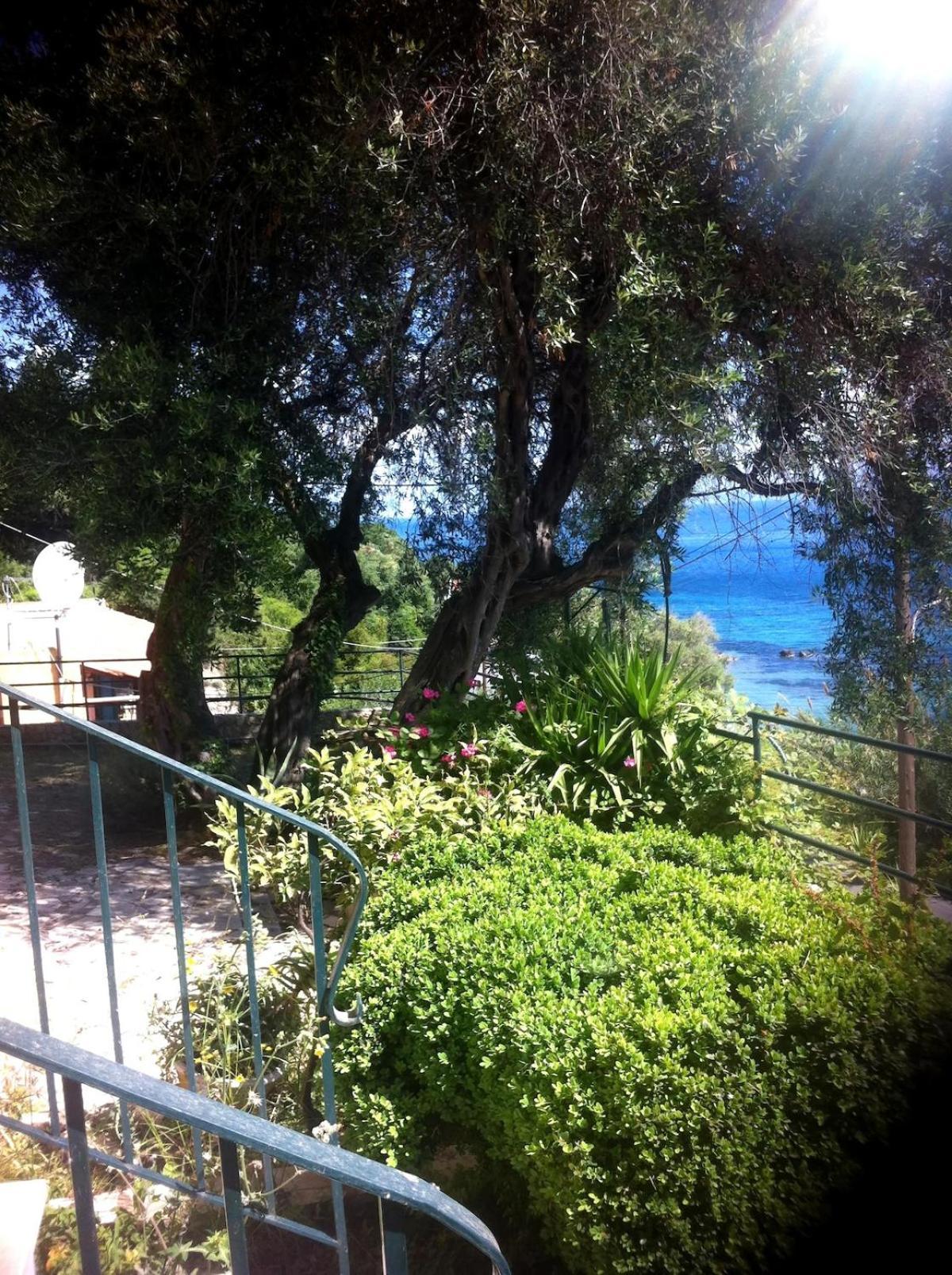 Villa Fourtuna Apartment Agios Ioannis Peristerion Dış mekan fotoğraf