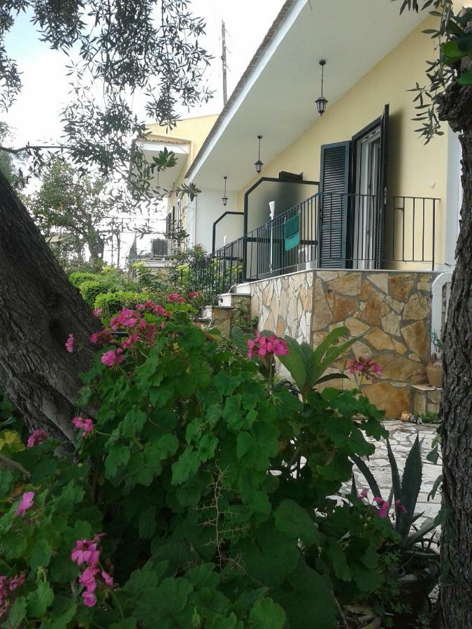 Villa Fourtuna Apartment Agios Ioannis Peristerion Dış mekan fotoğraf